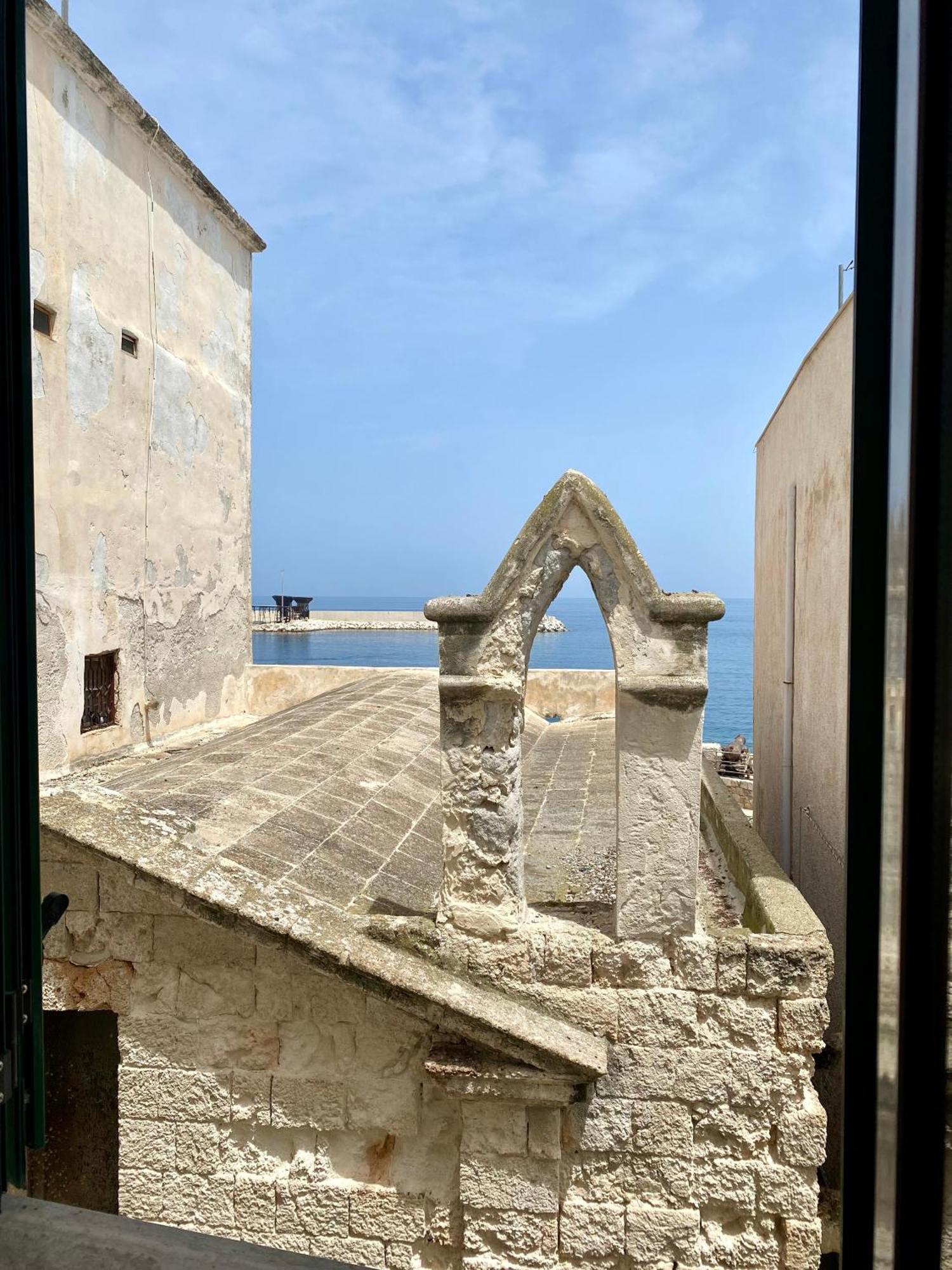 Dimora Santa Maria - Puglia Mia Apartments Monopoli Bagian luar foto